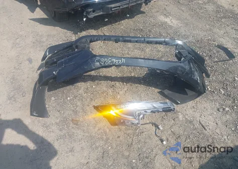 2022 Toyota Corolla Se Nightshade Edition z USA, uszkodzony, nr VIN 5YFS4MCE1NP105509